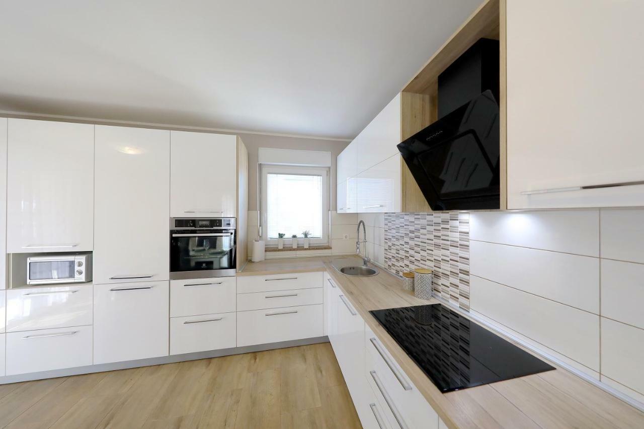 Holiday House Mia Murvica  Luaran gambar